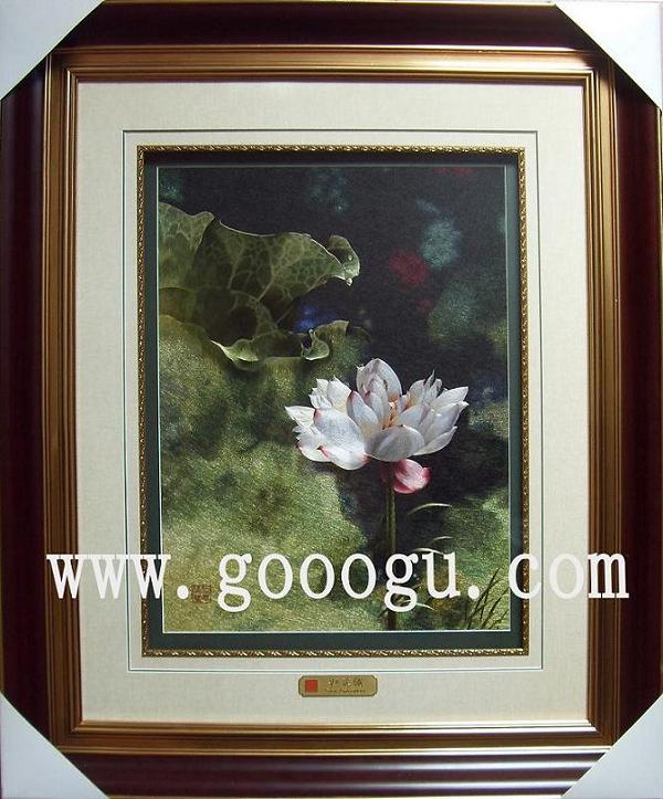 荷花刺繡畫(huà)，高檔荷花題材蘇繡畫(huà)，蘇繡極品